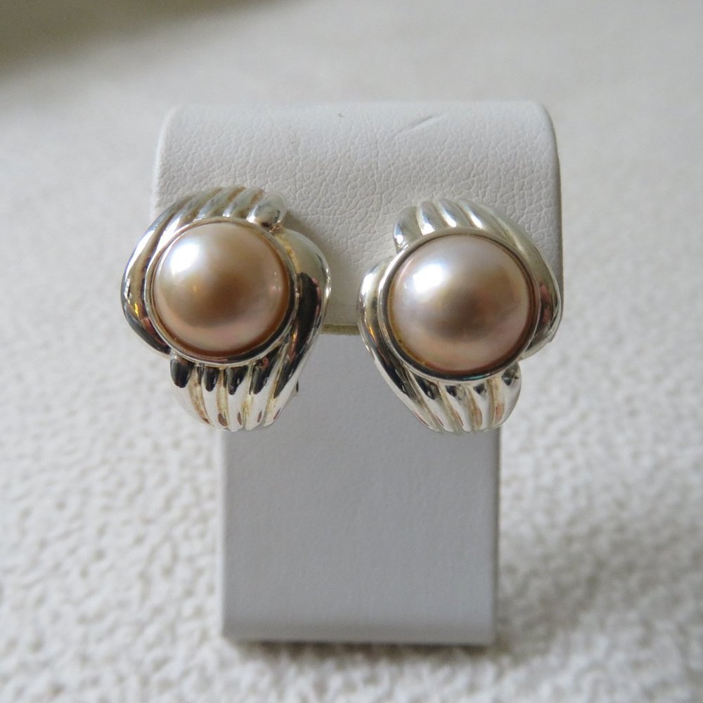 Champagne Mabe Pearl Earrings